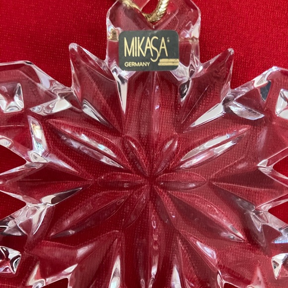 Mikasa snowflake ornament - Picture 3 of 3